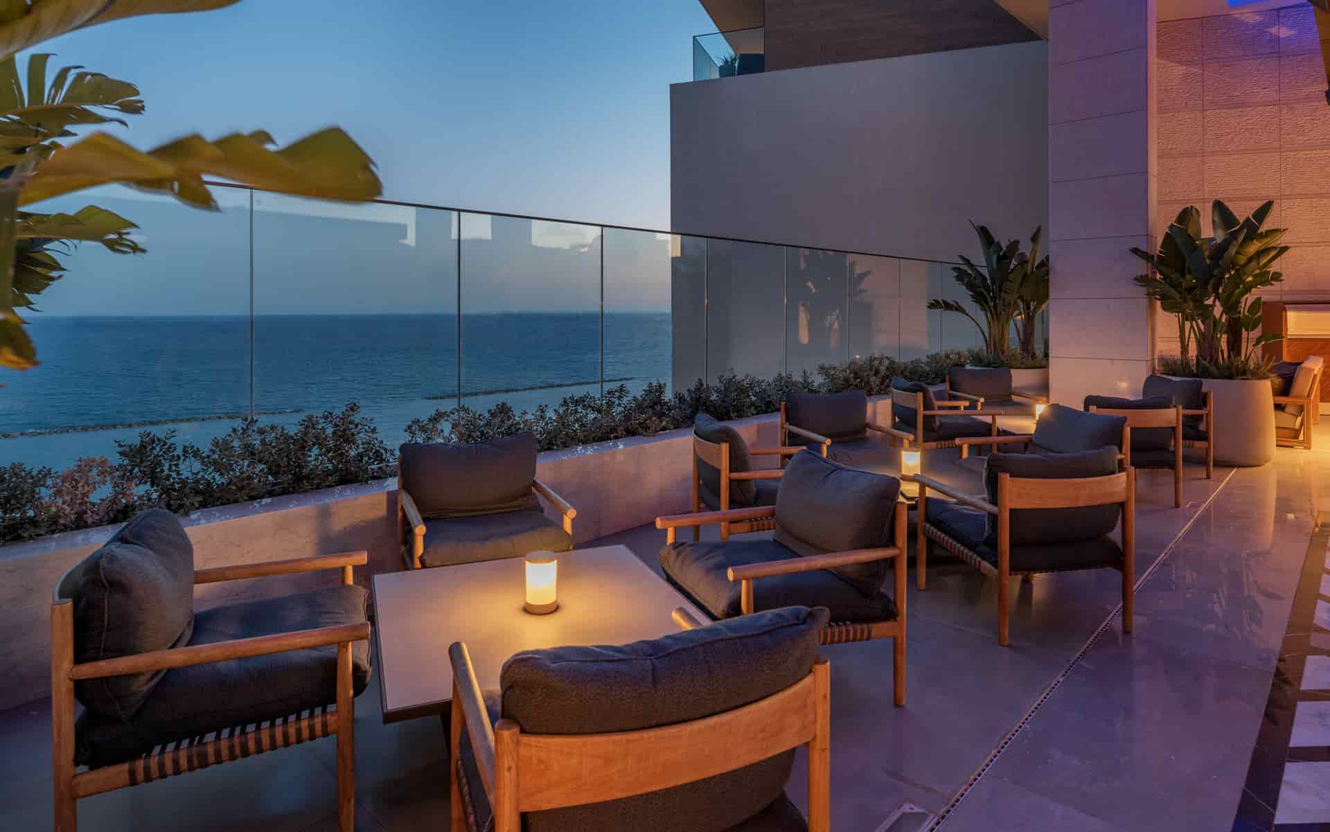 THE ROOF TOP BAR THE AMARA LUXURY HOTEL CYPRUS